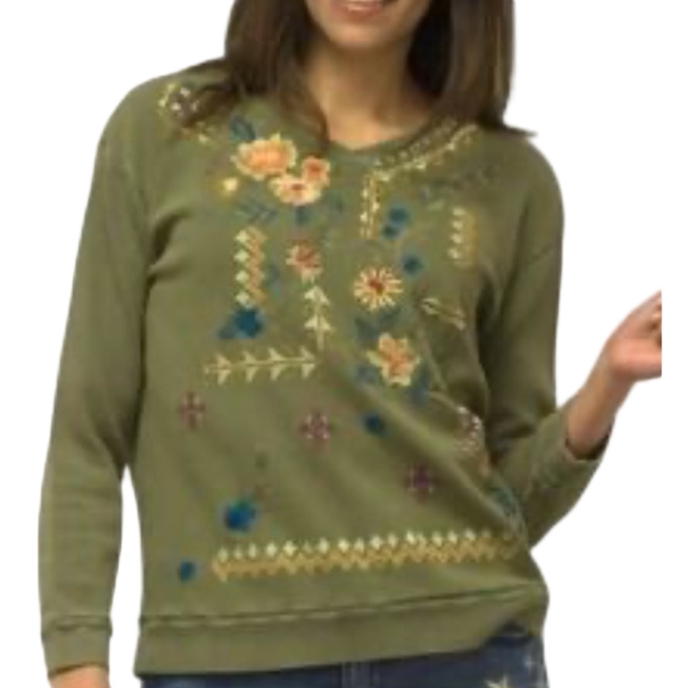 177. NWT WOMENS KYLA SEO S (FIT XL) DETAIL TOP
